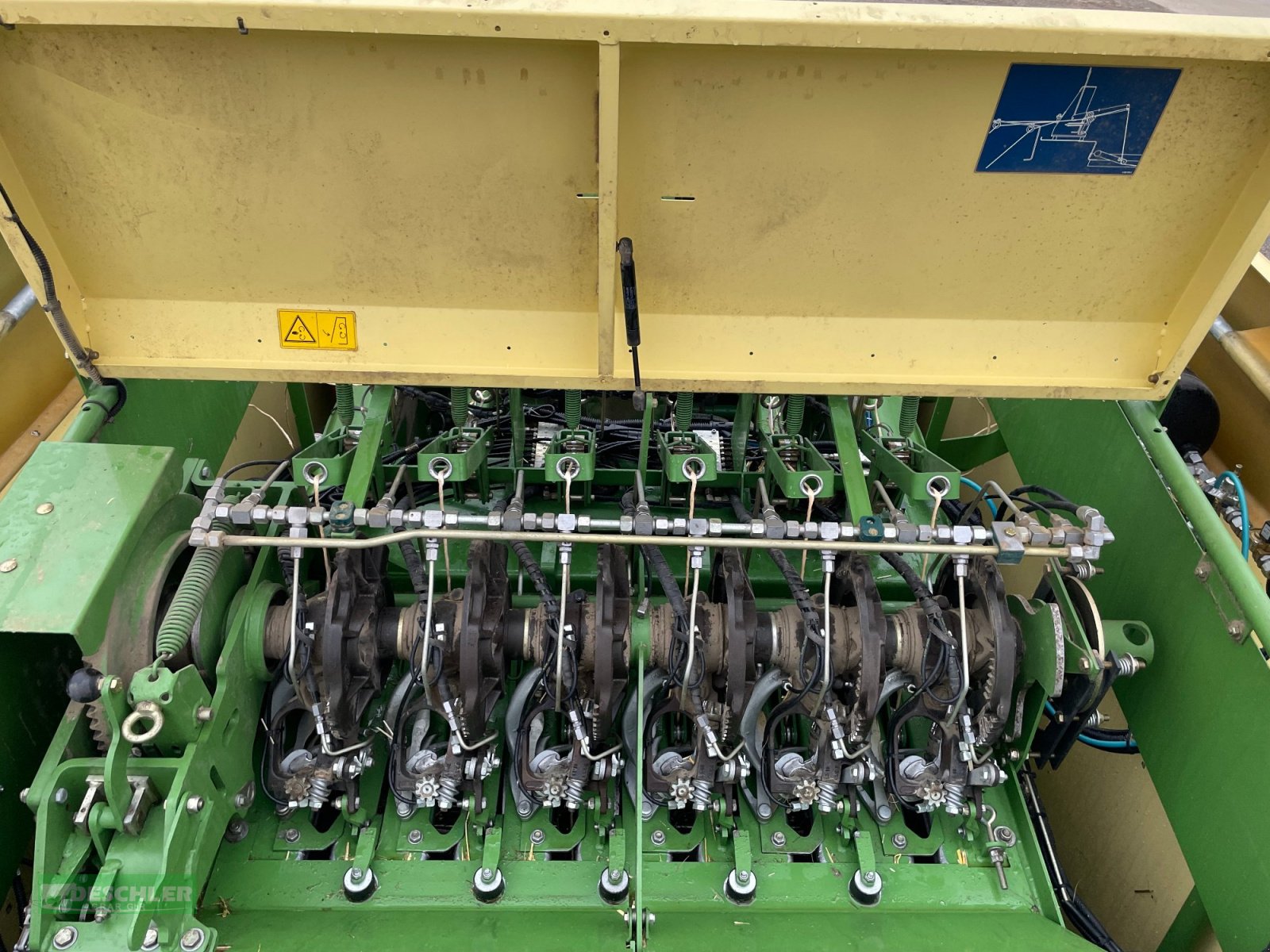 Großpackenpresse του τύπου Krone Big Pack 1270 XC, Gebrauchtmaschine σε Deutenhausen (Φωτογραφία 8)