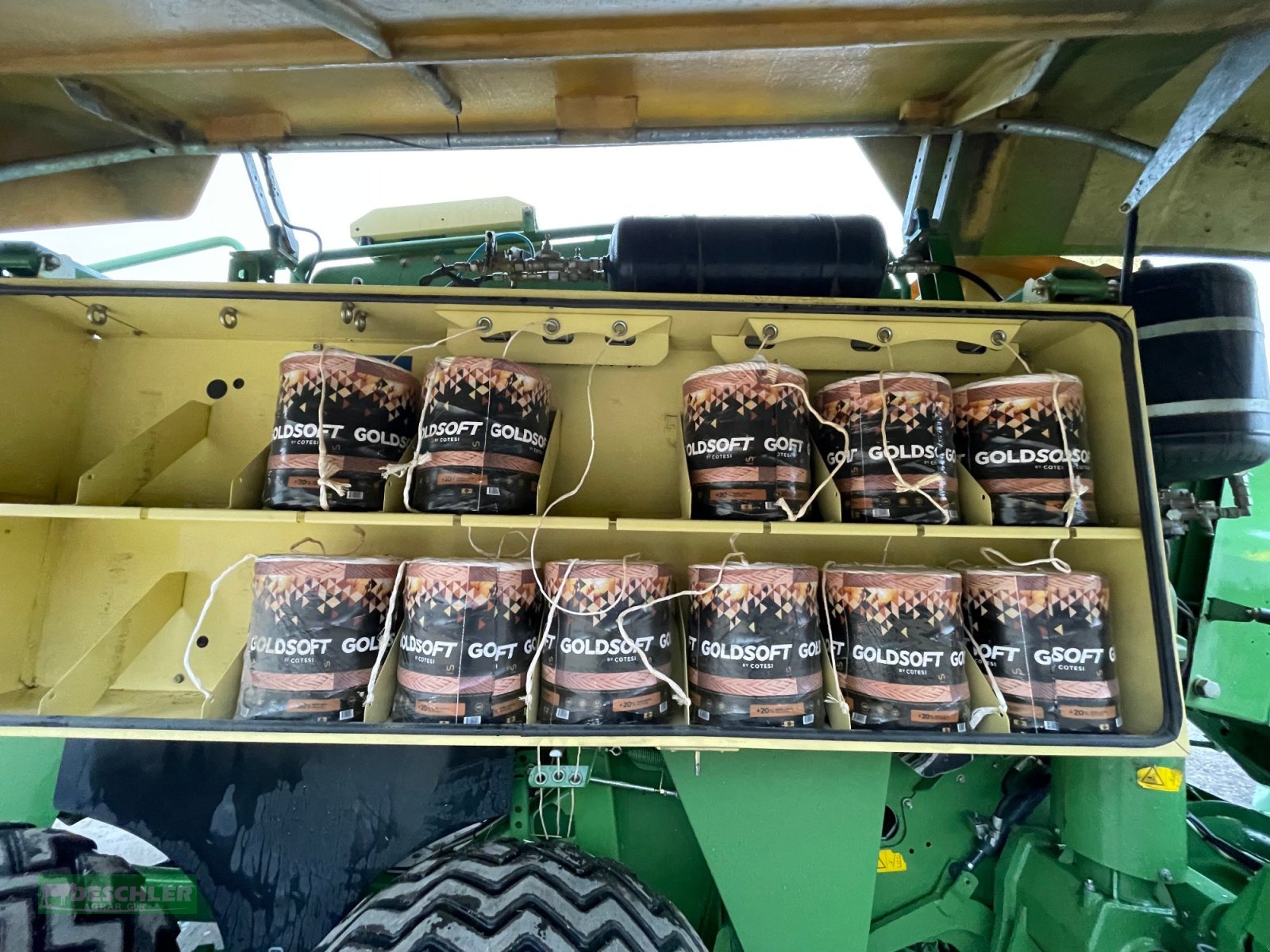 Großpackenpresse του τύπου Krone Big Pack 1270 XC, Gebrauchtmaschine σε Deutenhausen (Φωτογραφία 9)