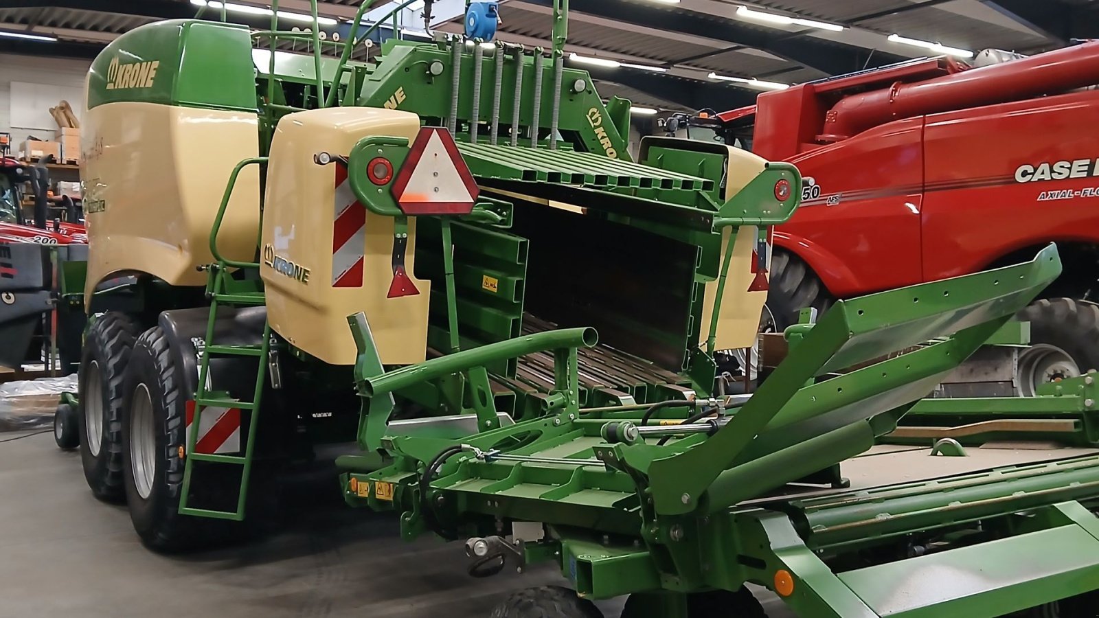 Großpackenpresse типа Krone Big Pack 1290 HDP II XC m. ballevogn, Gebrauchtmaschine в Horsens (Фотография 5)