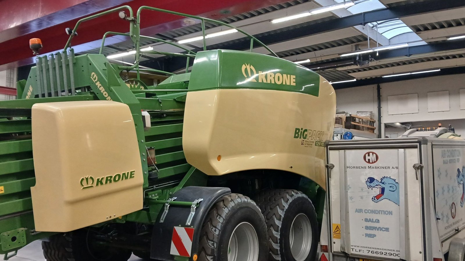 Großpackenpresse типа Krone Big Pack 1290 HDP II XC m. ballevogn, Gebrauchtmaschine в Horsens (Фотография 2)