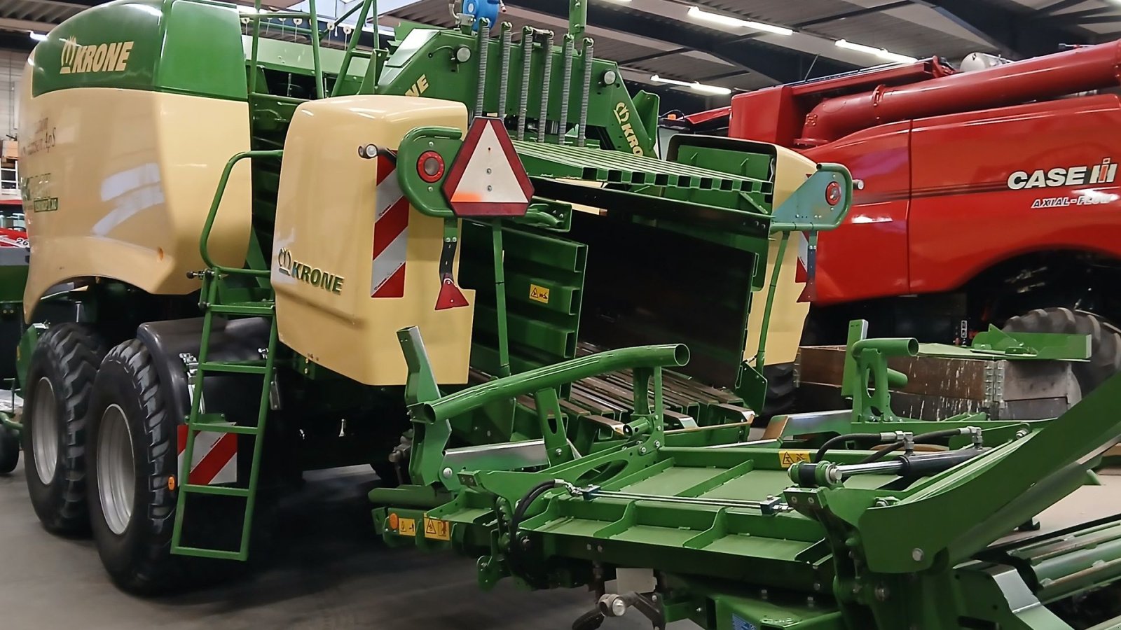 Großpackenpresse типа Krone Big Pack 1290 HDP II XC m. ballevogn, Gebrauchtmaschine в Horsens (Фотография 3)