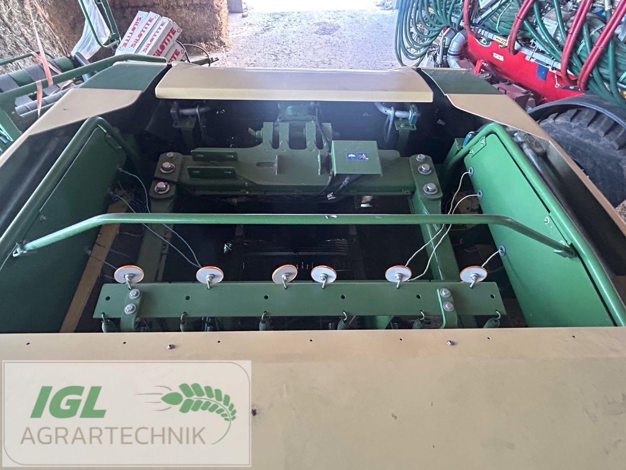 Großpackenpresse del tipo Krone BIG Pack 1290 XC, Gebrauchtmaschine In Nabburg (Immagine 12)