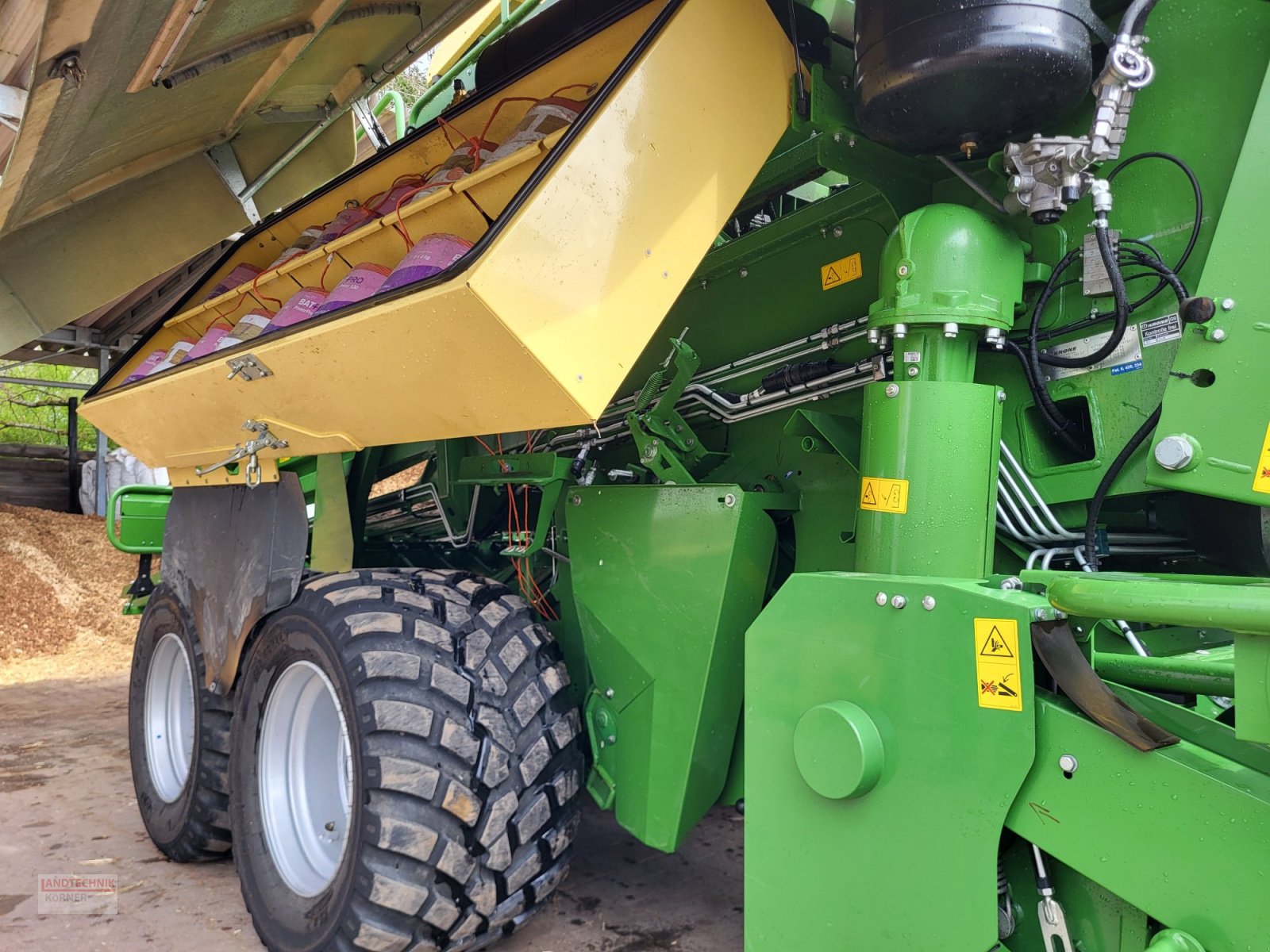 Großpackenpresse van het type Krone Big Pack 1290 XC, Gebrauchtmaschine in Kirkel-Altstadt (Foto 15)