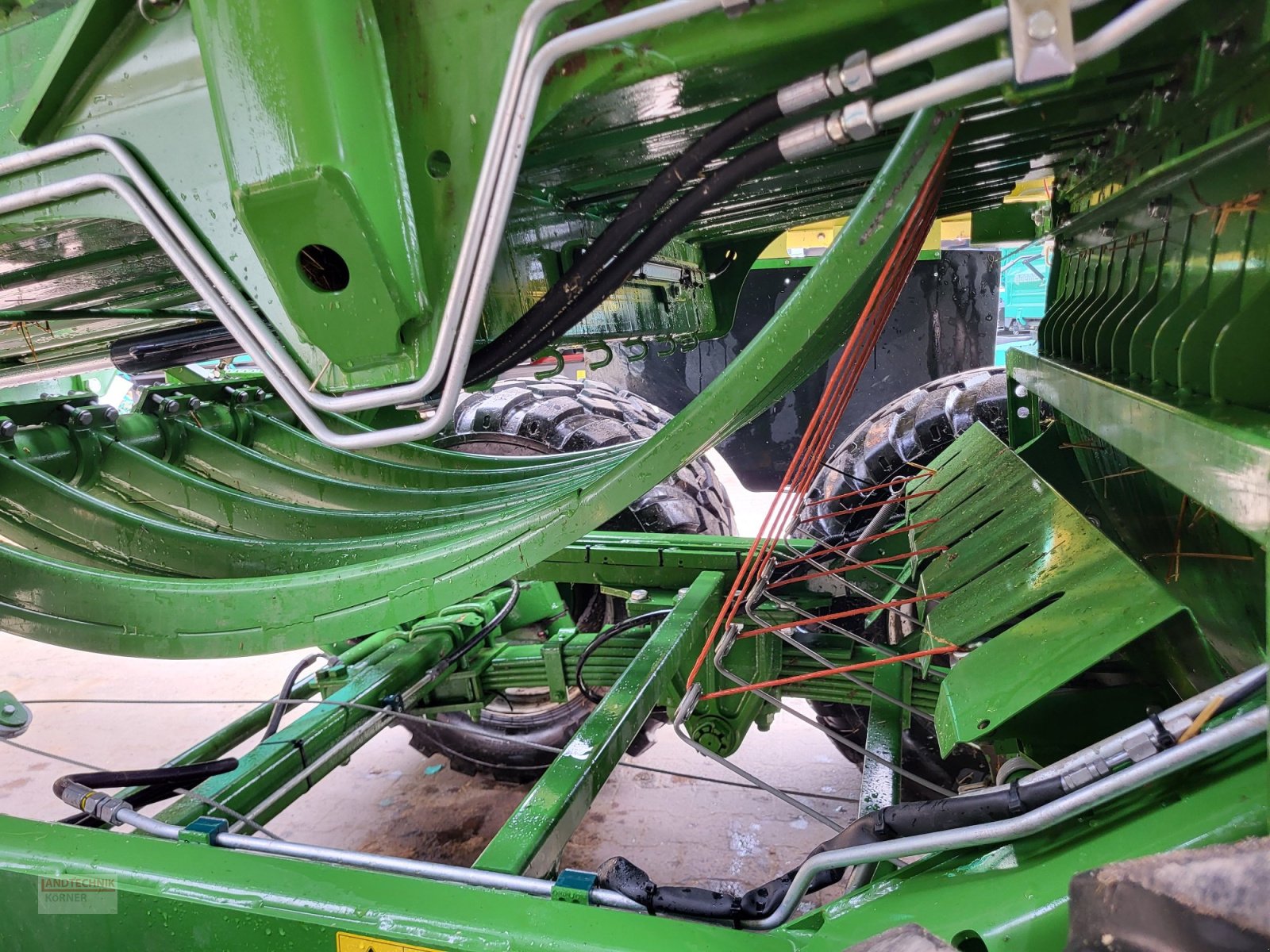 Großpackenpresse van het type Krone Big Pack 1290 XC, Gebrauchtmaschine in Kirkel-Altstadt (Foto 18)