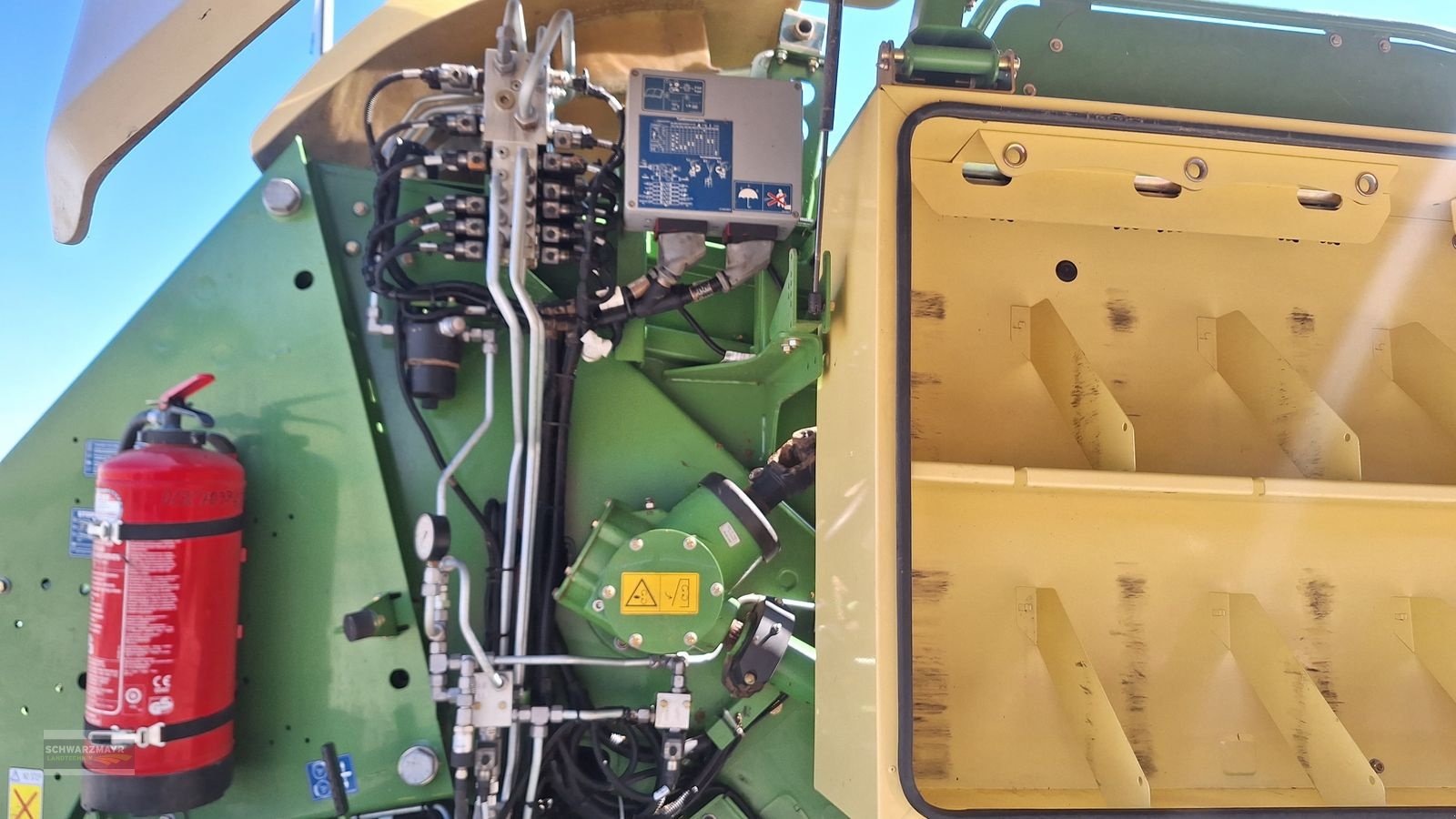 Großpackenpresse типа Krone BigPack 1270 XC, Gebrauchtmaschine в Aurolzmünster (Фотография 14)