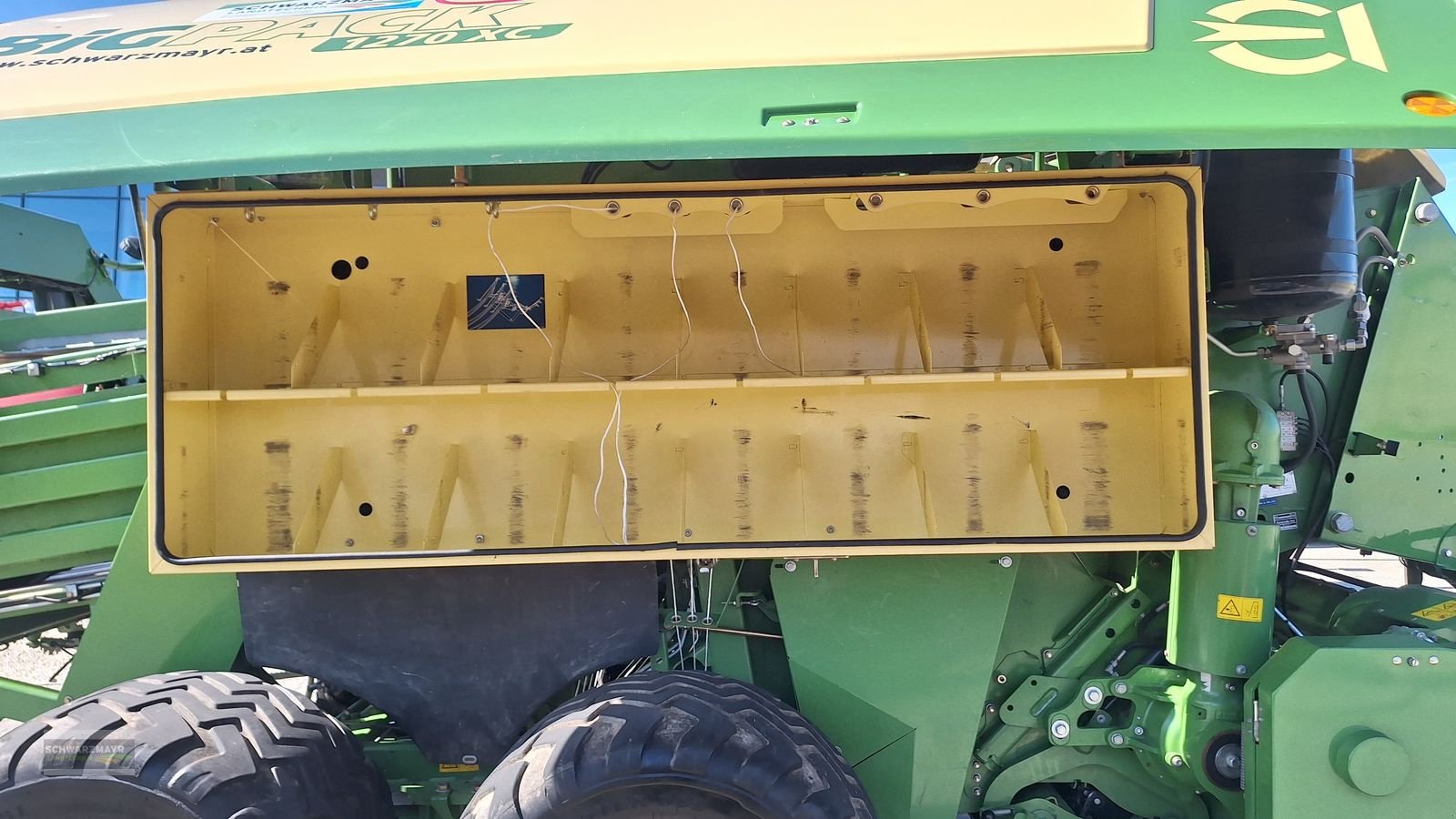 Großpackenpresse типа Krone BigPack 1270 XC, Gebrauchtmaschine в Aurolzmünster (Фотография 18)