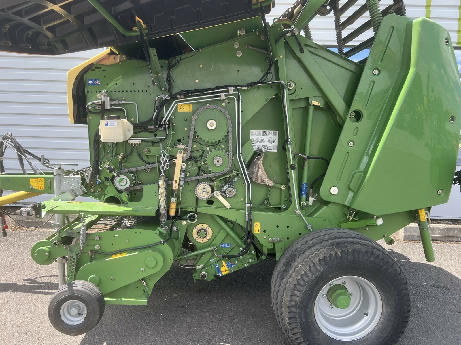 Großpackenpresse des Typs Krone COMPRIMA F 155 XC, Gebrauchtmaschine in Gannat (Bild 5)