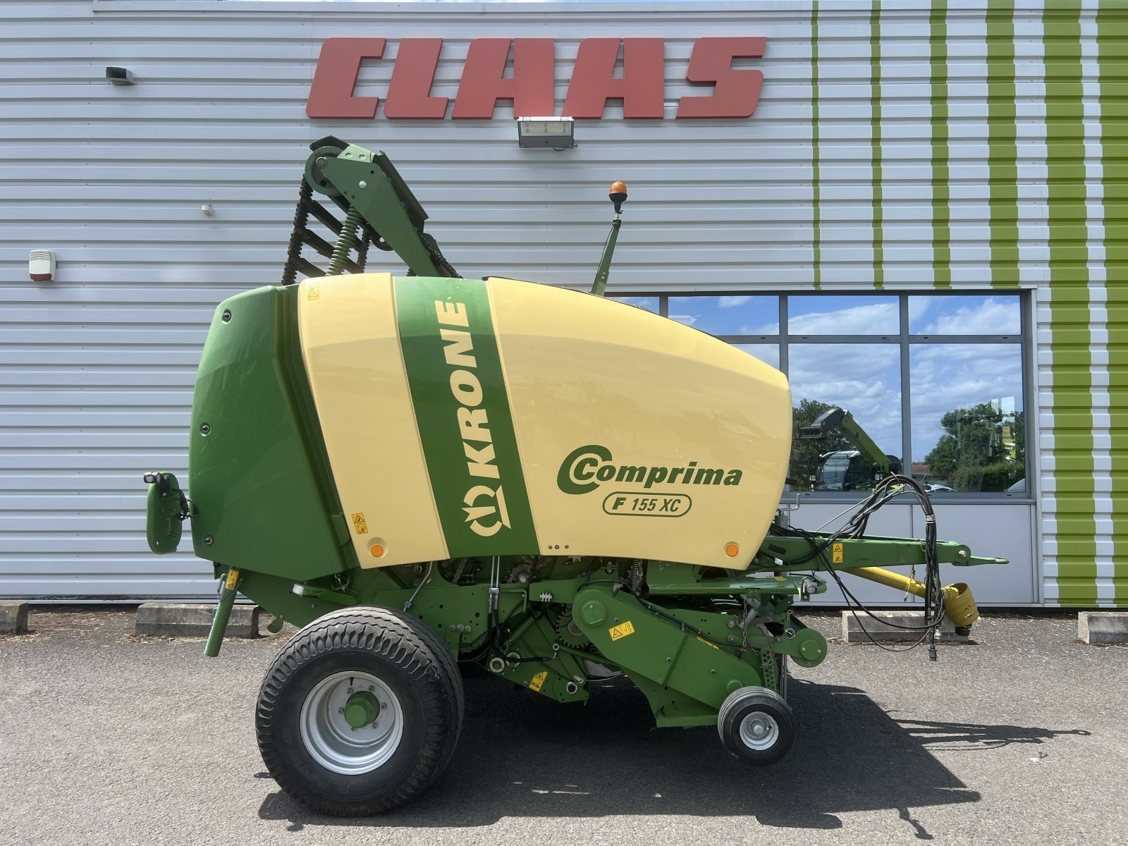 Großpackenpresse des Typs Krone COMPRIMA F 155 XC, Gebrauchtmaschine in Gannat (Bild 10)