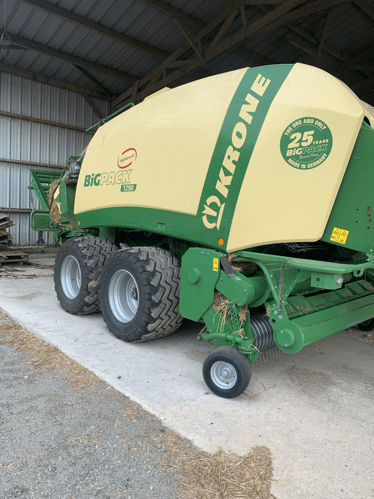 Großpackenpresse des Typs Krone STANDARD, Gebrauchtmaschine in TREMEUR (Bild 1)