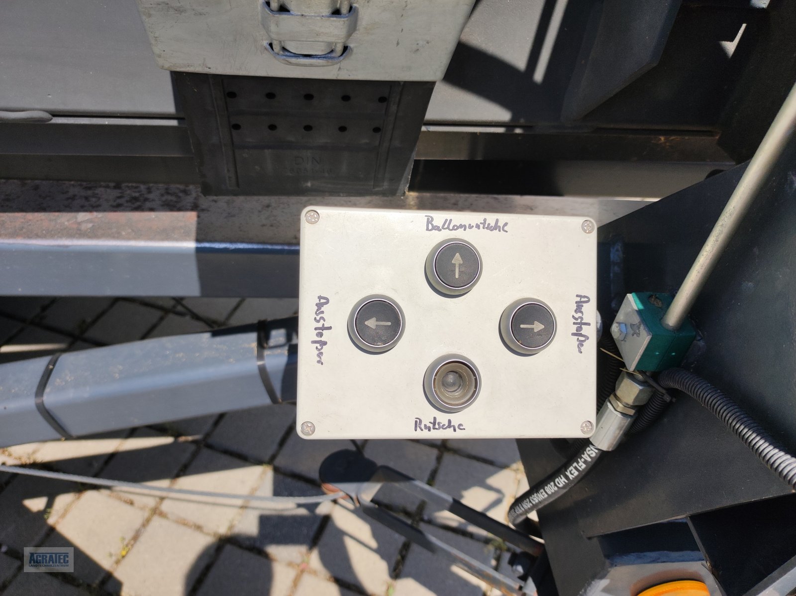 Großpackenpresse от тип Lely D 6060, Gebrauchtmaschine в Salching bei Straubing (Снимка 14)