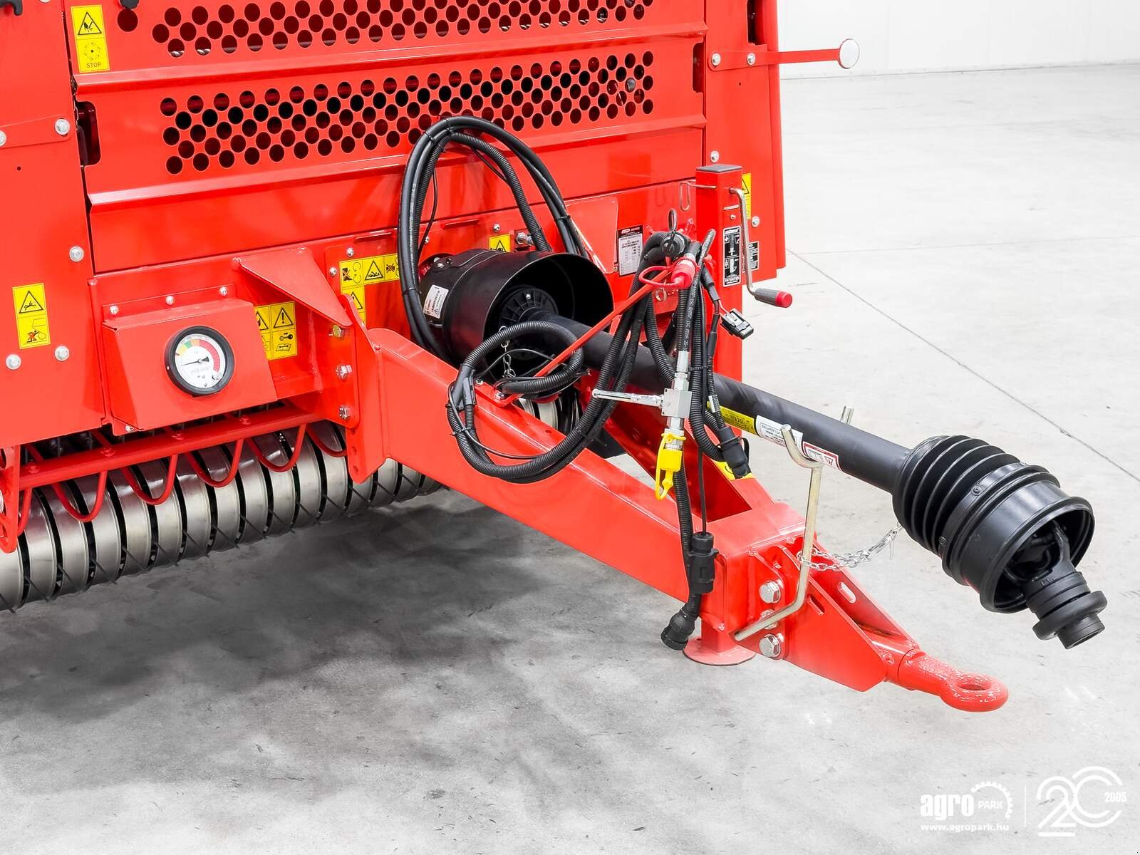 Großpackenpresse типа Maschio Entry 150 fixed chamber round baler, net binding, 1,5 m bale diameter, Gebrauchtmaschine в Csengele (Фотография 11)