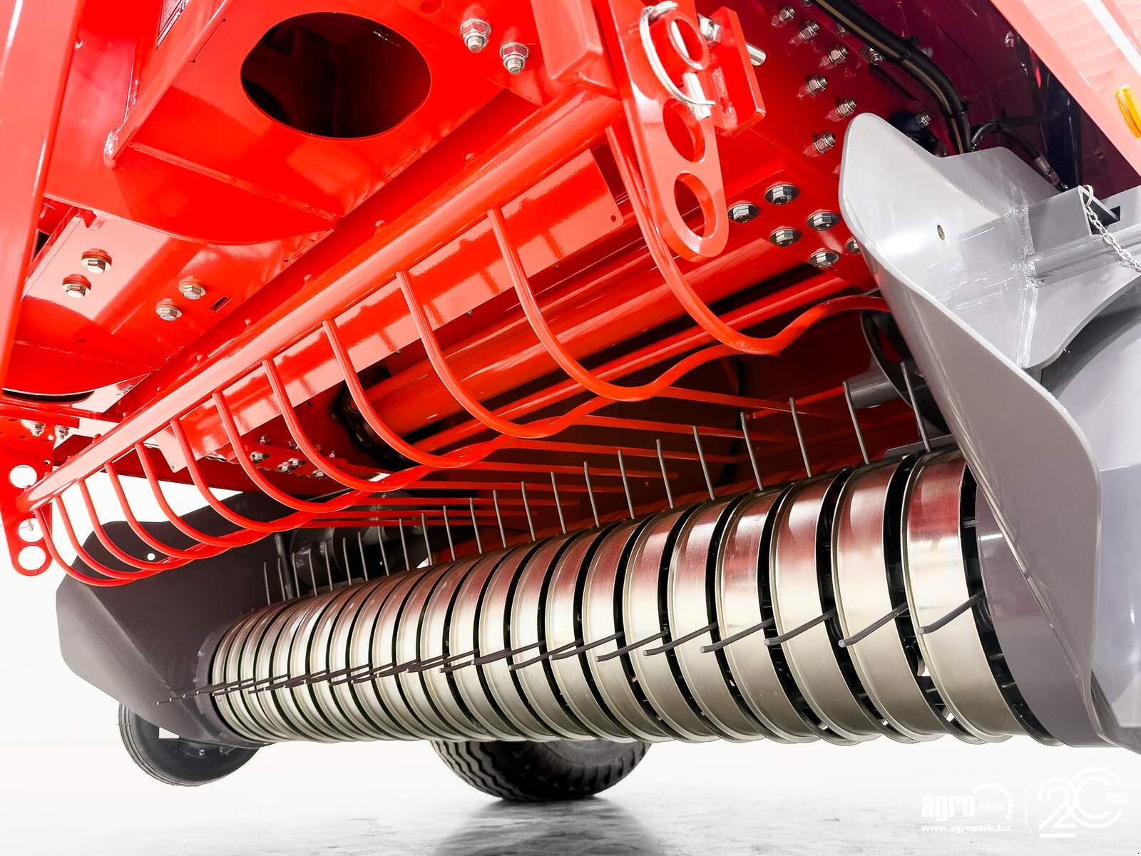 Großpackenpresse типа Maschio Entry 150 fixed chamber round baler, net binding, 1,5 m bale diameter, Gebrauchtmaschine в Csengele (Фотография 20)