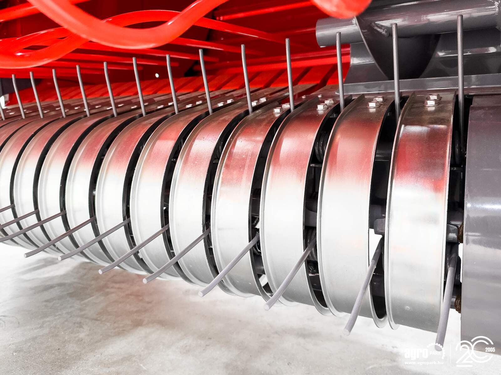 Großpackenpresse типа Maschio Entry 150 fixed chamber round baler, net binding, 1,5 m bale diameter, Gebrauchtmaschine в Csengele (Фотография 22)