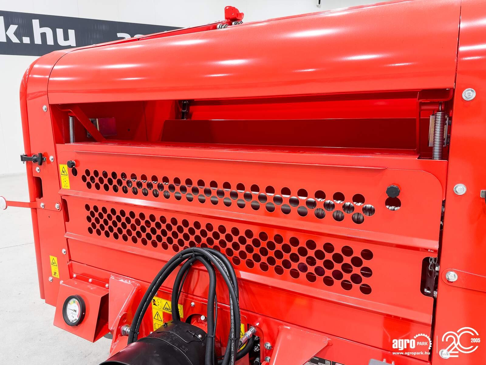 Großpackenpresse типа Maschio Entry 150 fixed chamber round baler, net binding, 1,5 m bale diameter, Gebrauchtmaschine в Csengele (Фотография 24)