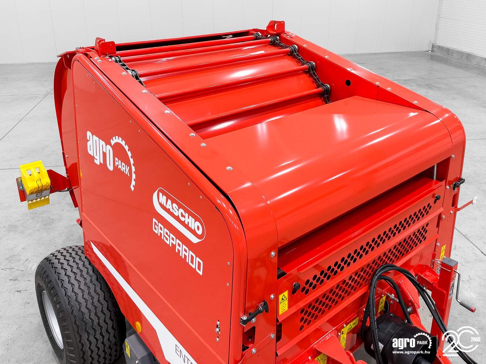 Großpackenpresse типа Maschio Entry 150 fixed chamber round baler, net binding, 1,5 m bale diameter, Gebrauchtmaschine в Csengele (Фотография 29)