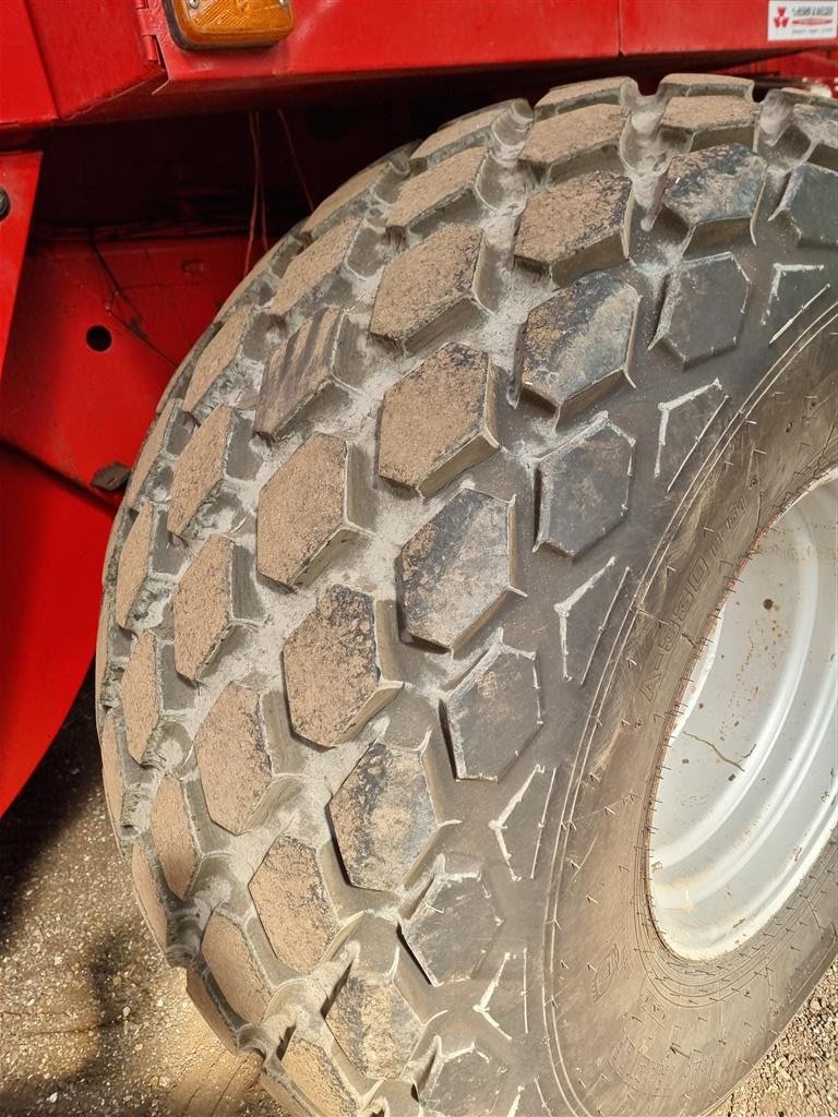 Großpackenpresse des Typs Massey Ferguson >190 bigpallepresser Parkland Ballevogn, Gebrauchtmaschine in Aulum (Bild 20)