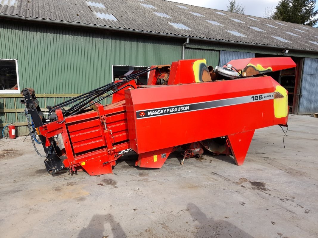 Großpackenpresse des Typs Massey Ferguson 185, Gebrauchtmaschine in Viborg (Bild 2)