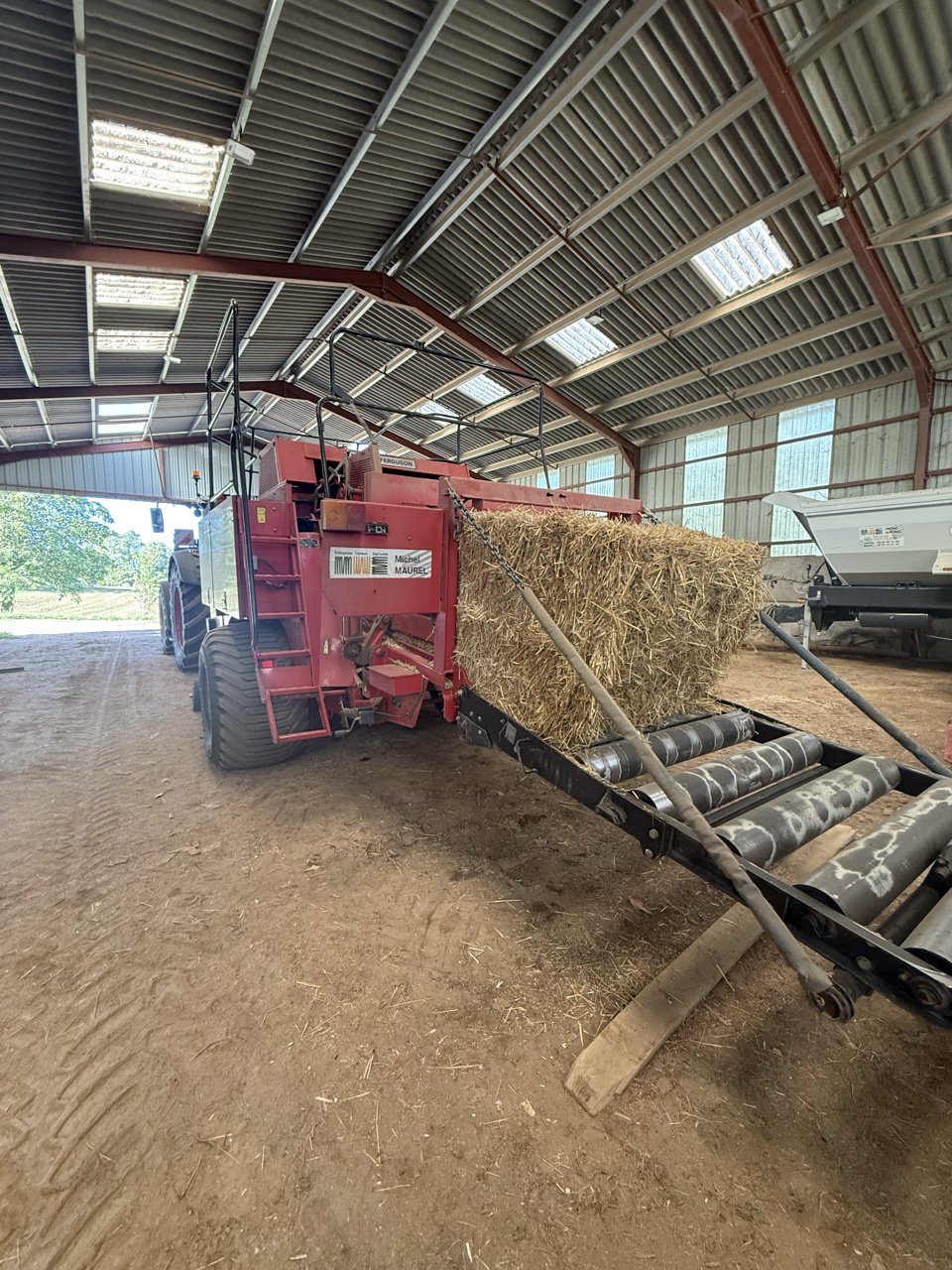 Großpackenpresse типа Massey Ferguson 187, Gebrauchtmaschine в Calmont (Фотография 4)