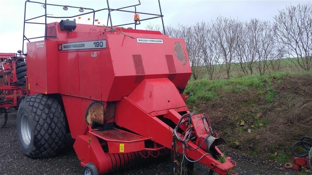 Großpackenpresse Türe ait Massey Ferguson 190 LB, Gebrauchtmaschine içinde Assens (resim 3)