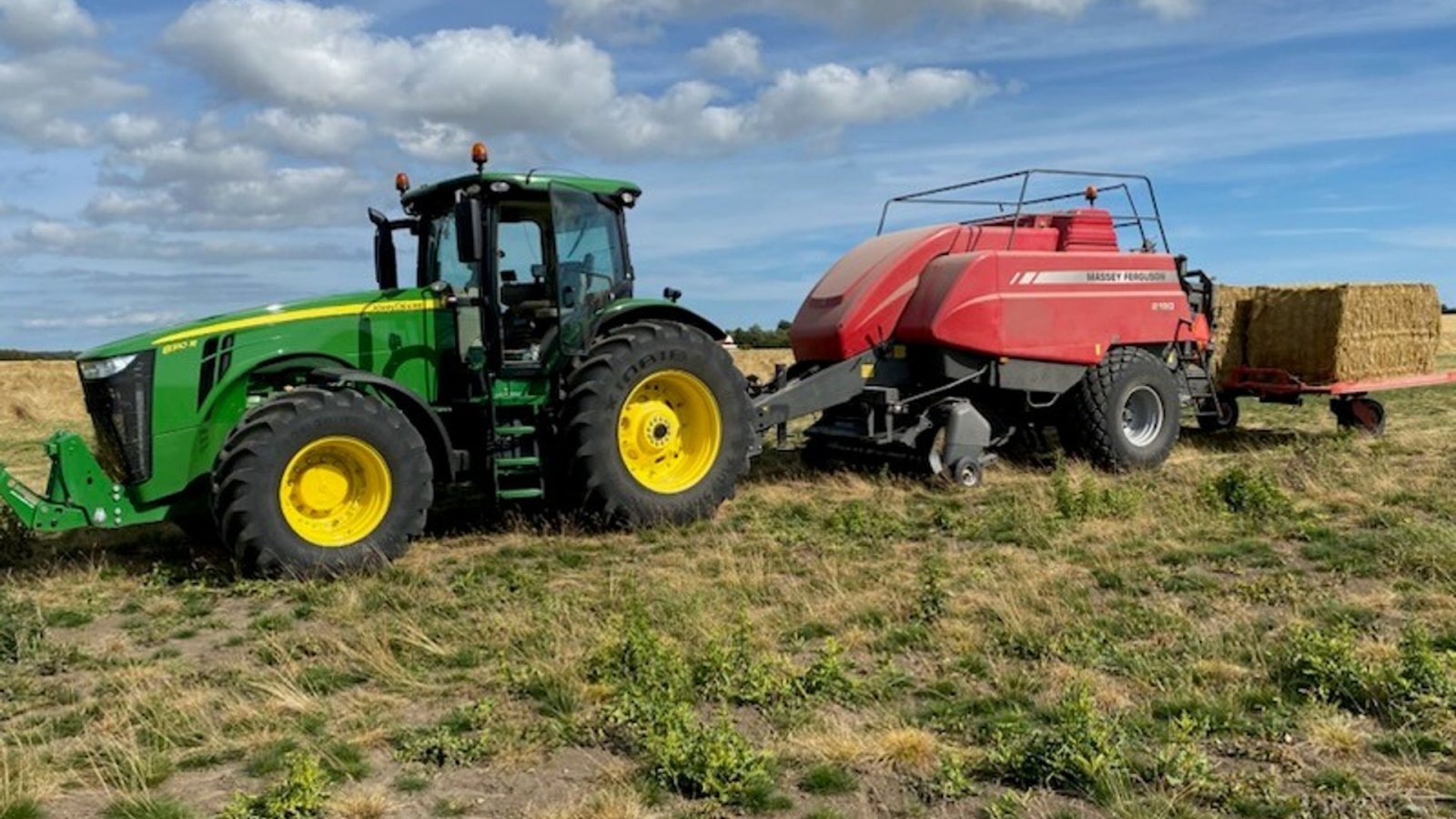 Großpackenpresse des Typs Massey Ferguson 2190 m/parkland vogn 2190, Gebrauchtmaschine in Sakskøbing (Bild 1)