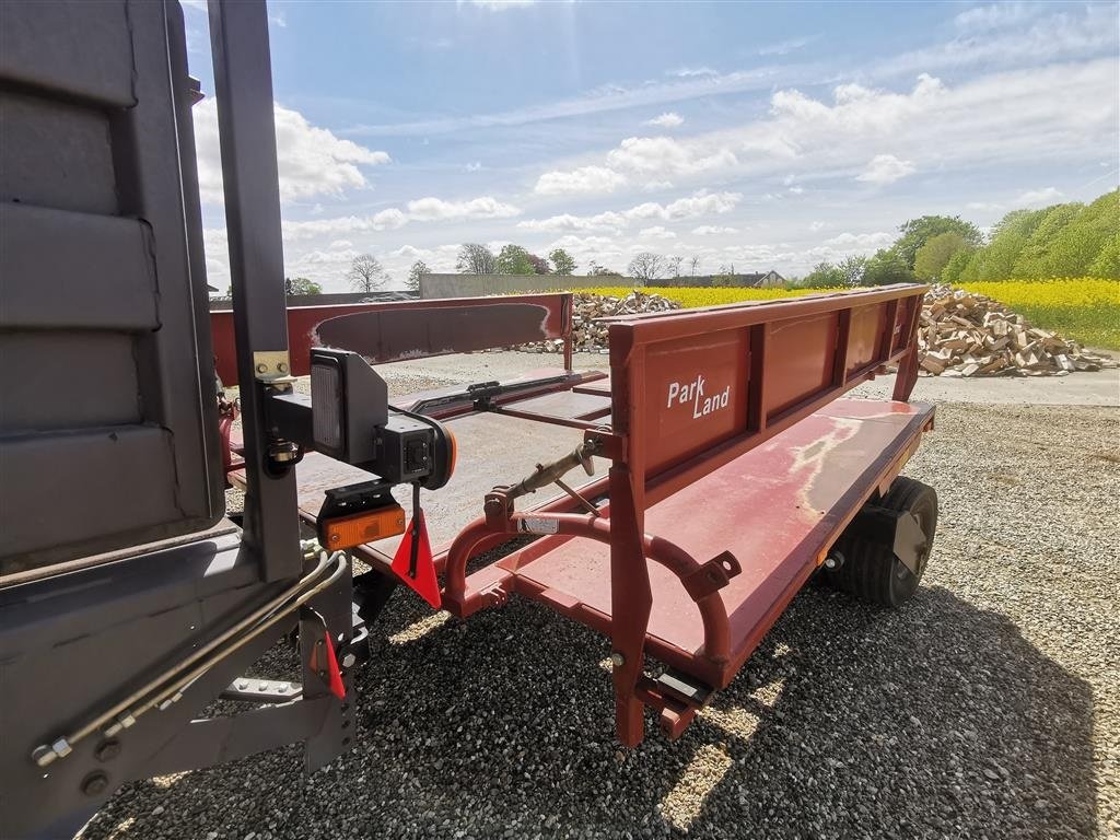 Großpackenpresse типа Massey Ferguson 2190 m/parkland vogn 36000 baller høstklar, Gebrauchtmaschine в Egtved (Фотография 17)