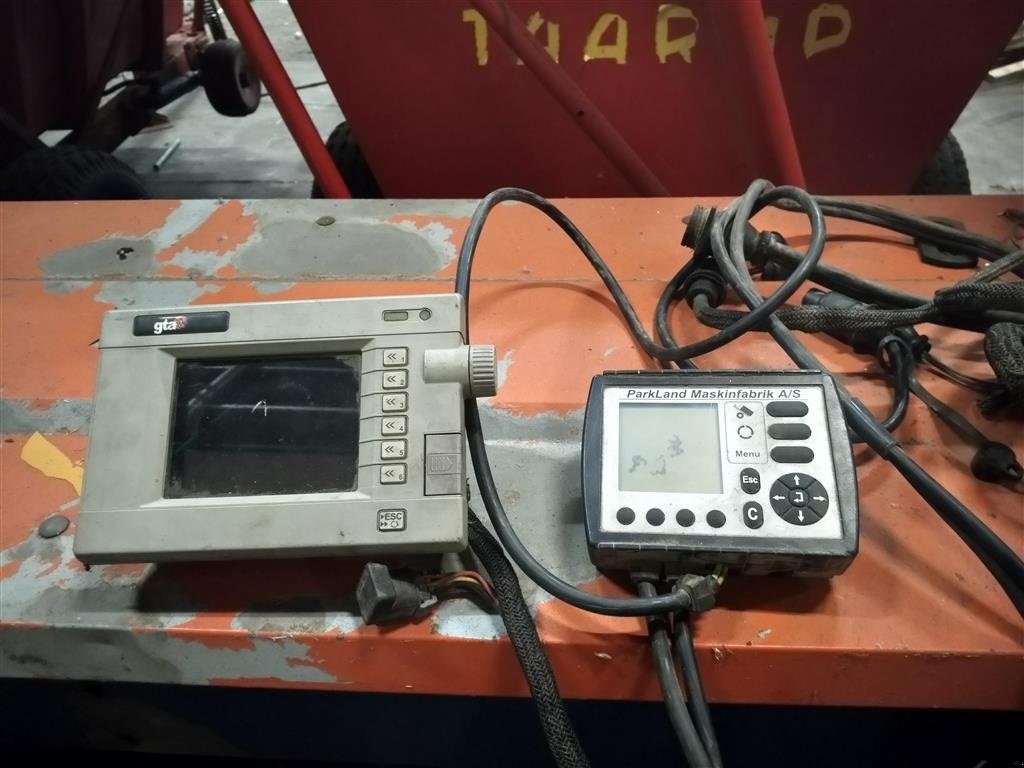 Großpackenpresse типа Massey Ferguson 2190 m/parkland vogn 36000 baller høstklar, Gebrauchtmaschine в Egtved (Фотография 19)