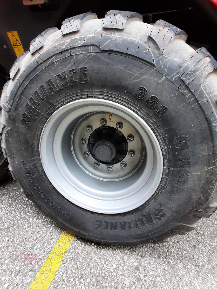 Großpackenpresse des Typs Massey Ferguson 2234XDTC, Neumaschine in Schwechat (Bild 9)