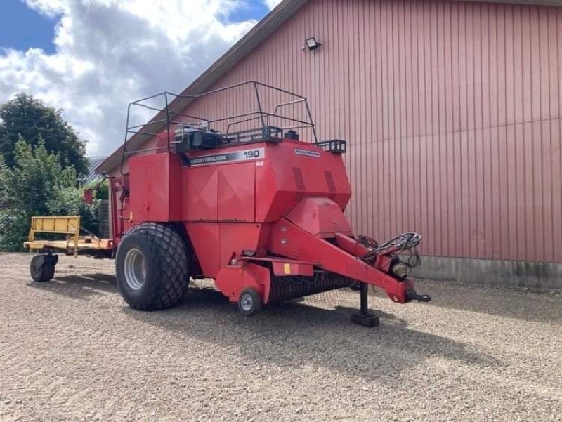 Großpackenpresse des Typs Massey Ferguson LB190 Fieldstar *** m. parkland ballevogn ***, Gebrauchtmaschine in Nykøbing Mors (Bild 2)