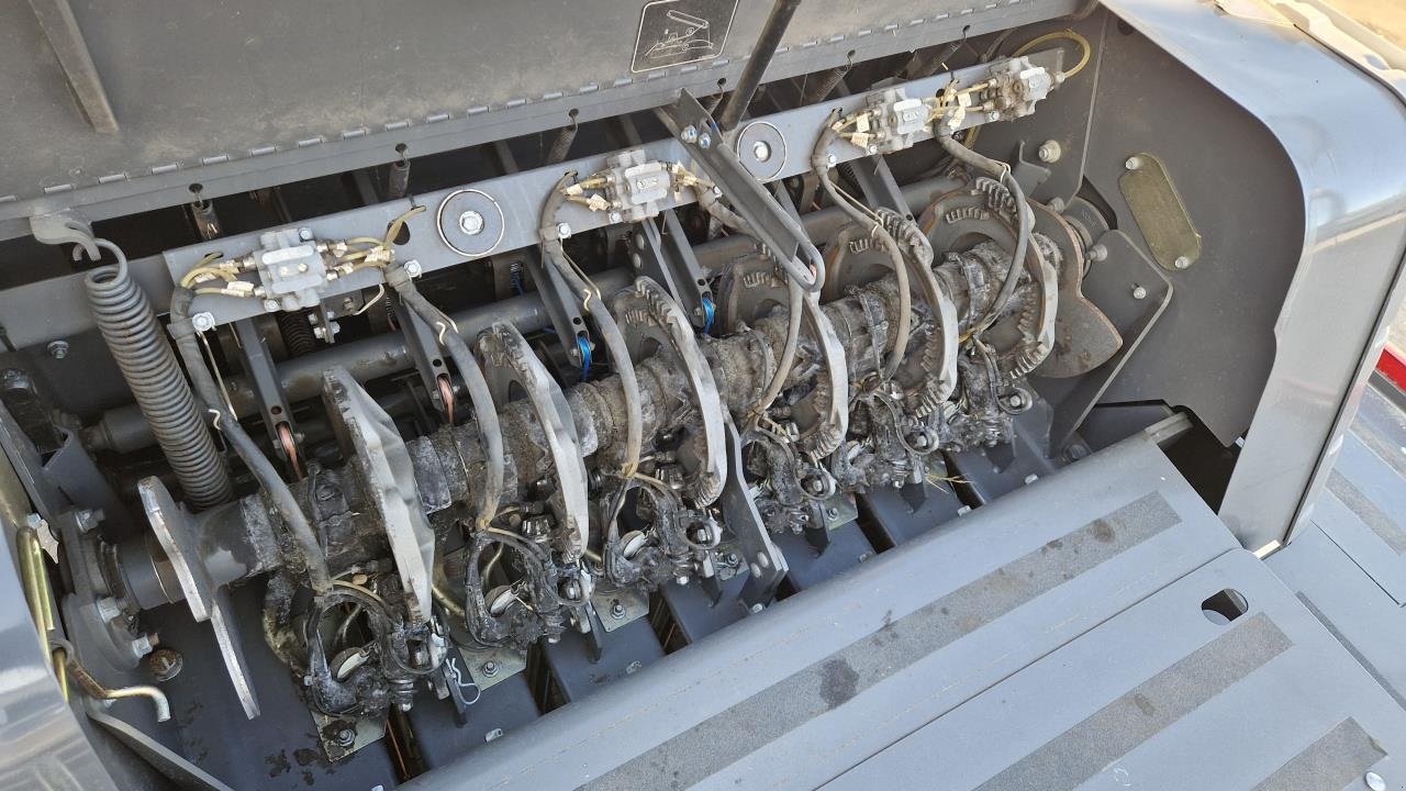 Großpackenpresse des Typs Massey Ferguson MASSEY FERGUSON 2290, Gebrauchtmaschine in Viborg (Bild 8)