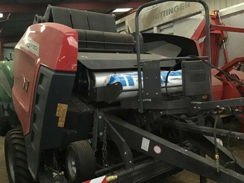 Großpackenpresse Türe ait Massey Ferguson PRESSE M-F RB 4180 V XTRA, Gebrauchtmaschine içinde Paray-le-monial (resim 2)