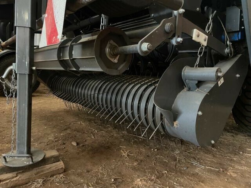 Großpackenpresse Türe ait Massey Ferguson PRESSE M-F RB 4180 V XTRA, Gebrauchtmaschine içinde Paray-le-monial (resim 6)