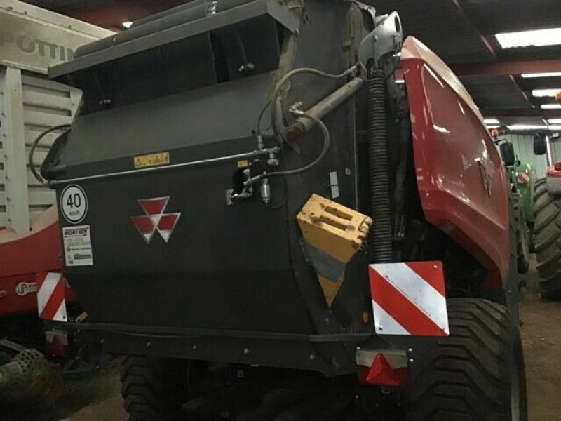 Großpackenpresse Türe ait Massey Ferguson PRESSE M-F RB 4180 V XTRA, Gebrauchtmaschine içinde Paray-le-monial (resim 3)