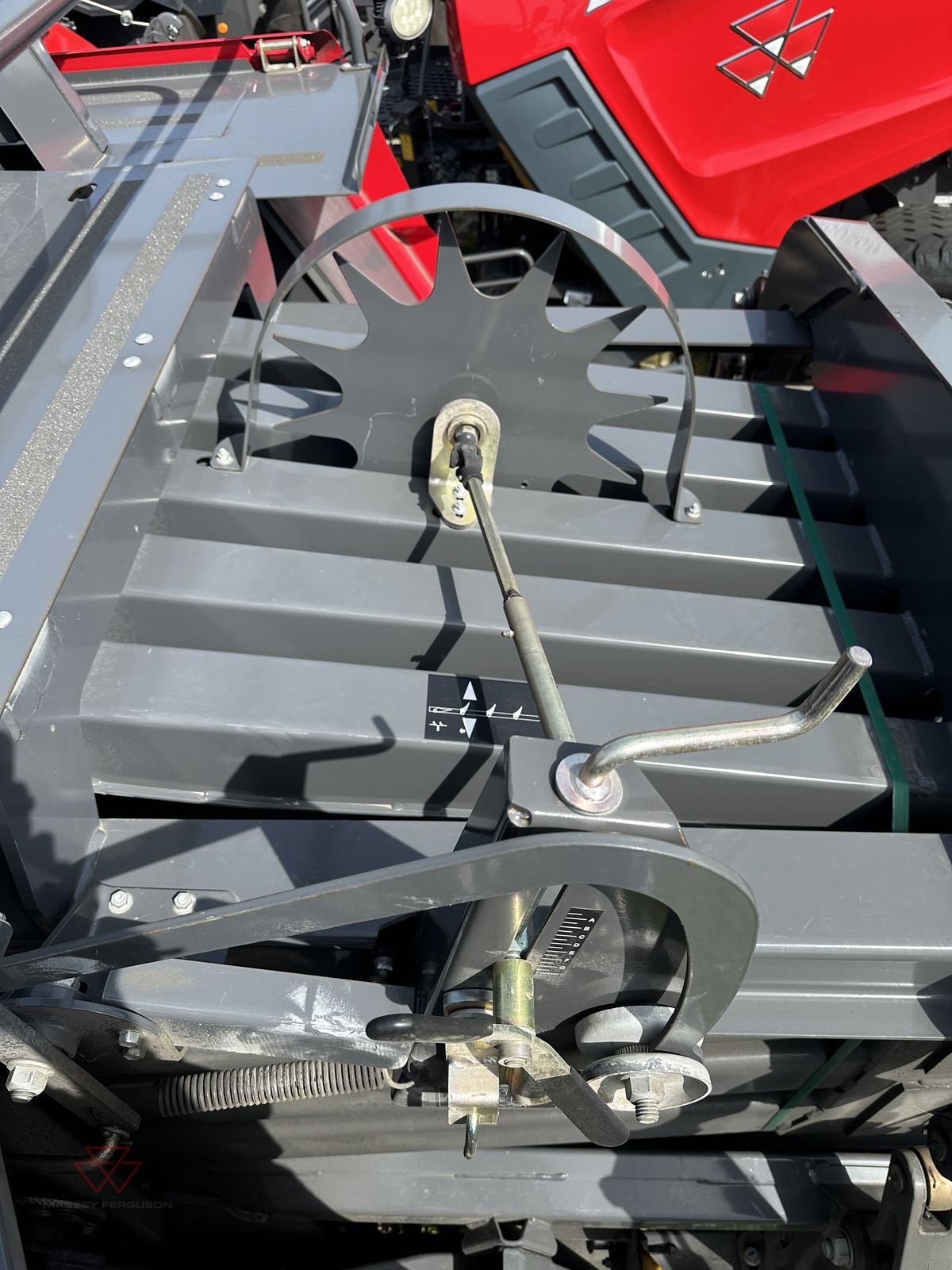 Großpackenpresse des Typs Massey Ferguson Quaderballenpresse Massey Ferguson 2270 XDTC, Neumaschine in Schwechat (Bild 10)