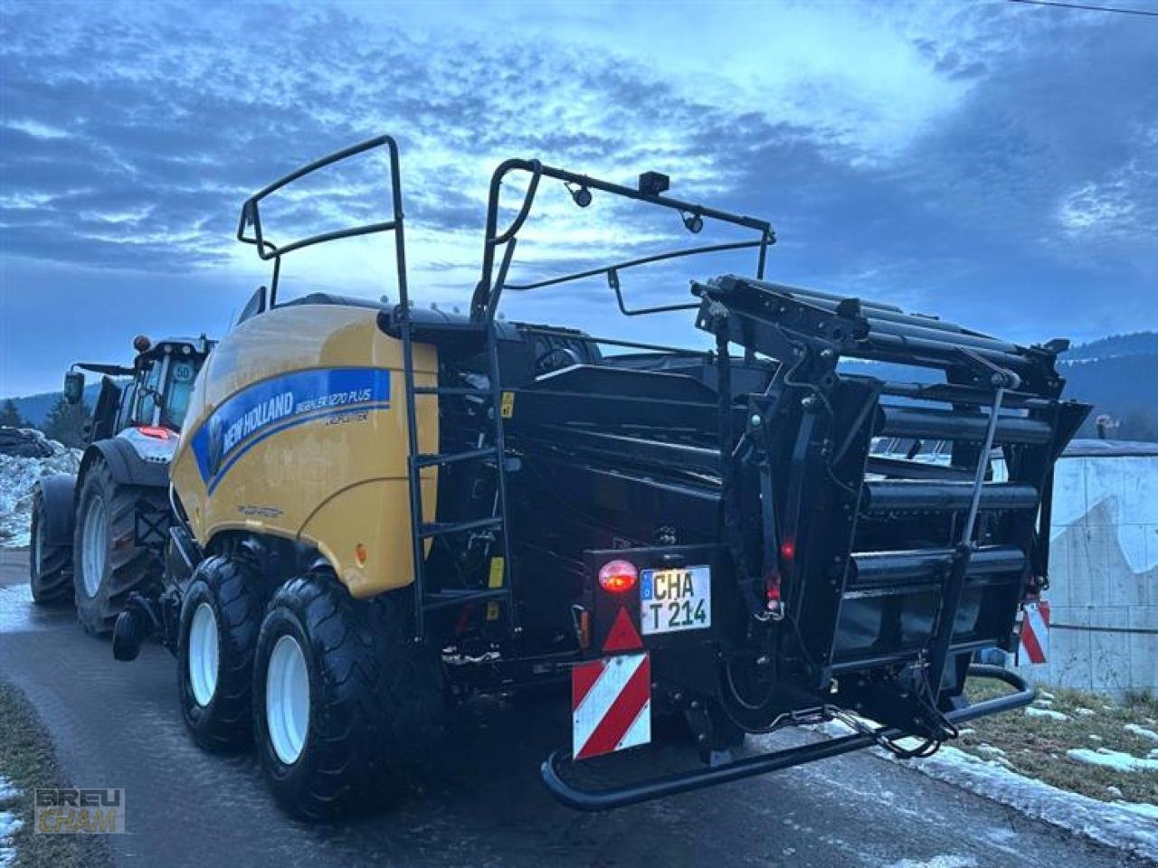 Großpackenpresse типа New Holland 1270 Plus, Gebrauchtmaschine в Cham (Фотография 2)