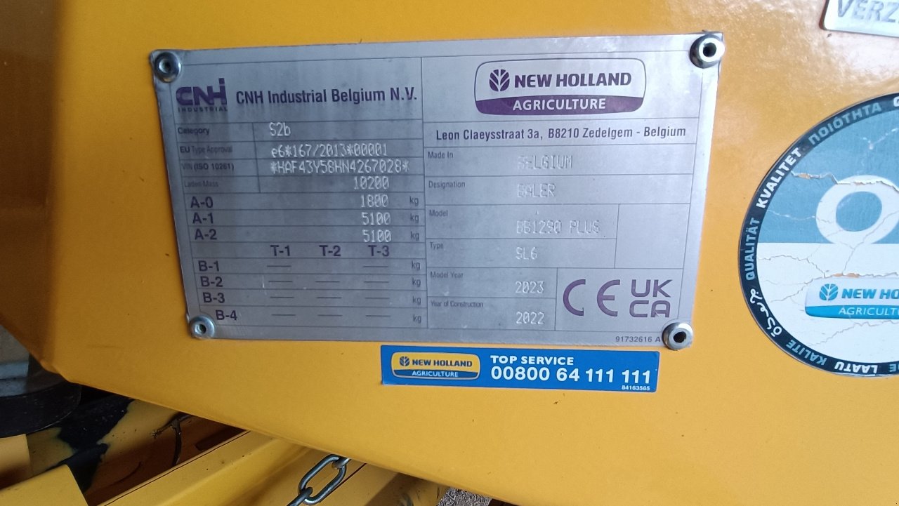 Großpackenpresse of the type New Holland 1290 Plus, Gebrauchtmaschine in NEUVILLE AUX BOIS (Picture 7)