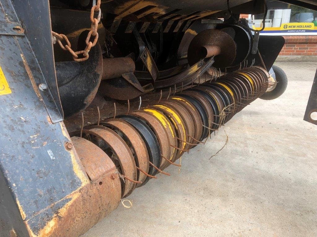 Großpackenpresse Türe ait New Holland 4860S "ophug" Packercutter med 6 knive, Gebrauchtmaschine içinde Tinglev (resim 9)