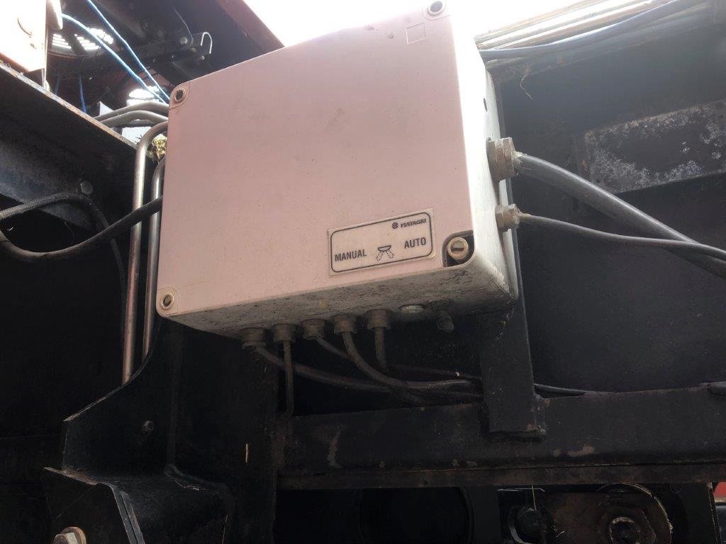 Großpackenpresse Türe ait New Holland 4860S "ophug" Packercutter med 6 knive, Gebrauchtmaschine içinde Tinglev (resim 19)