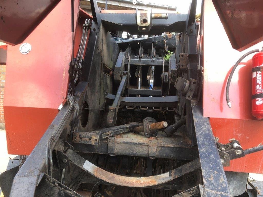 Großpackenpresse Türe ait New Holland 4860S "ophug" Packercutter med 6 knive, Gebrauchtmaschine içinde Tinglev (resim 17)