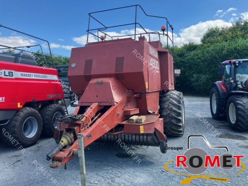 Großpackenpresse типа New Holland 4900, Gebrauchtmaschine в Gennes sur glaize (Фотография 1)