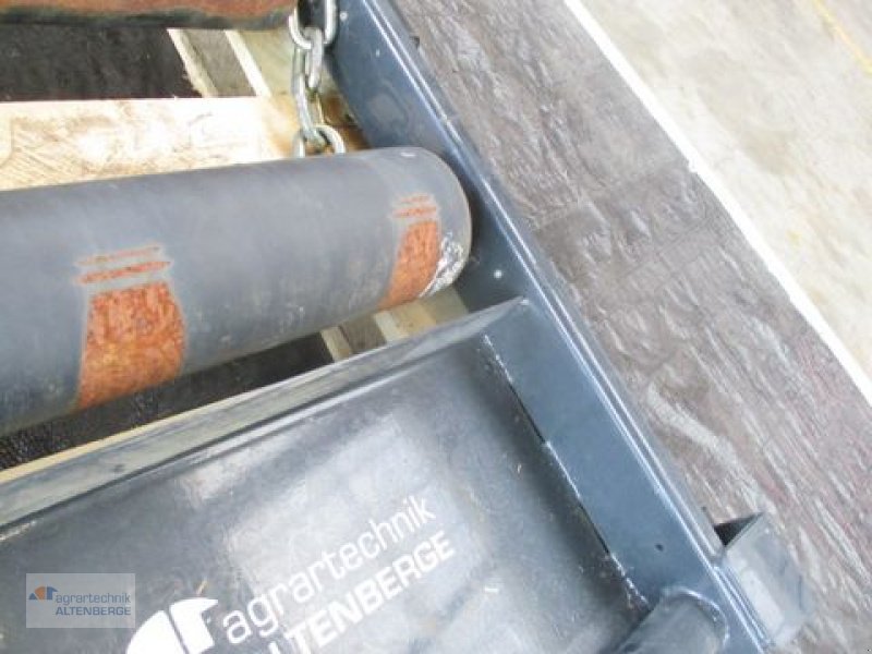 Großpackenpresse des Typs New Holland 84032863 Rahmen und Walze für BB 1270 / BB1290, Gebrauchtmaschine in Altenberge (Bild 7)