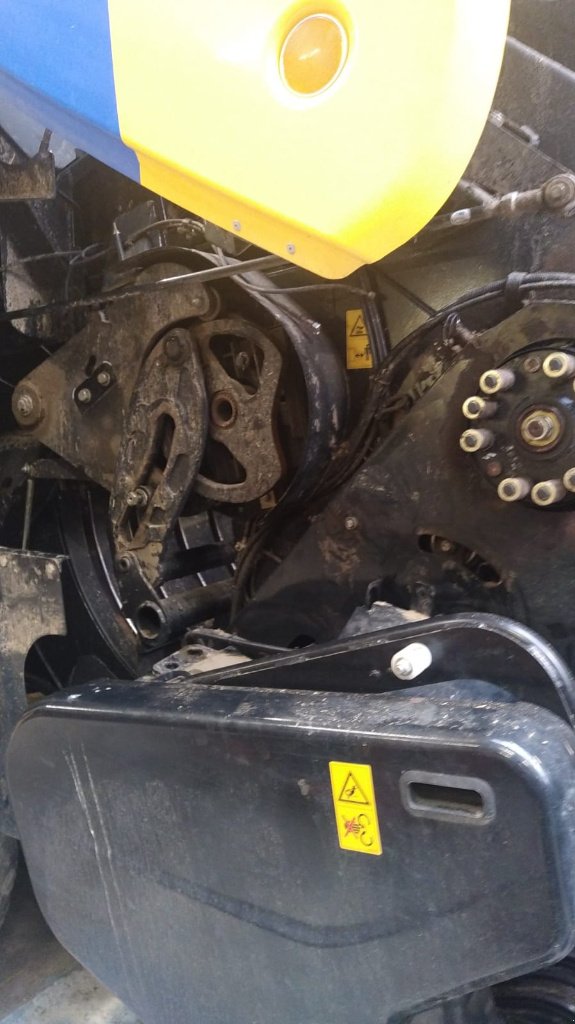 Großpackenpresse of the type New Holland BB 1270 +, Gebrauchtmaschine in Eton (Picture 10)