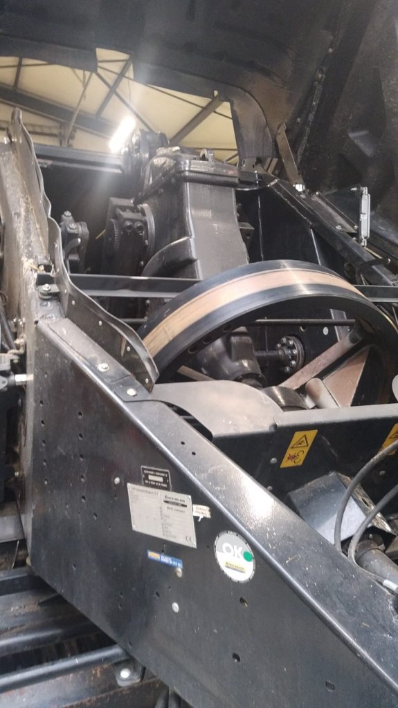Großpackenpresse of the type New Holland BB 1270 +, Gebrauchtmaschine in Eton (Picture 9)
