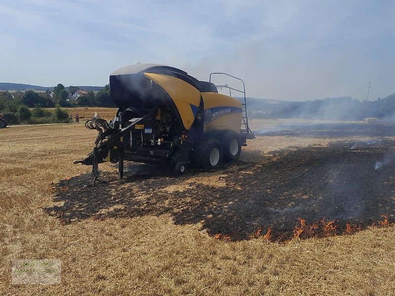 Großpackenpresse du type New Holland BB 1290 / Großpackenpresse / Brandschaden, Gebrauchtmaschine en Gerstetten (Photo 2)