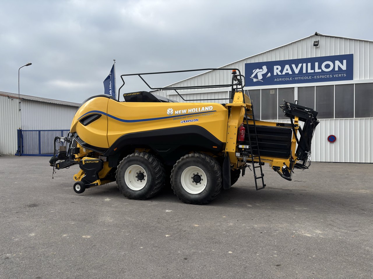 Großpackenpresse des Typs New Holland BB 1290 HD CropCutter, Gebrauchtmaschine in VERT TOULON (Bild 2)