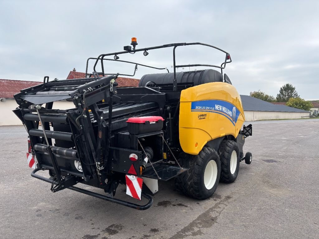 Großpackenpresse typu New Holland BB 1290 PLUS, Gebrauchtmaschine v VERT TOULON (Obrázek 4)