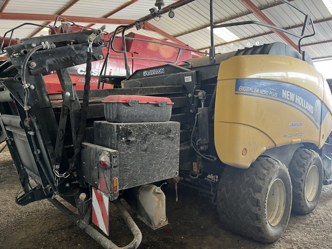 Großpackenpresse typu New Holland BB 1290 plus, Gebrauchtmaschine v VERT TOULON (Obrázek 4)