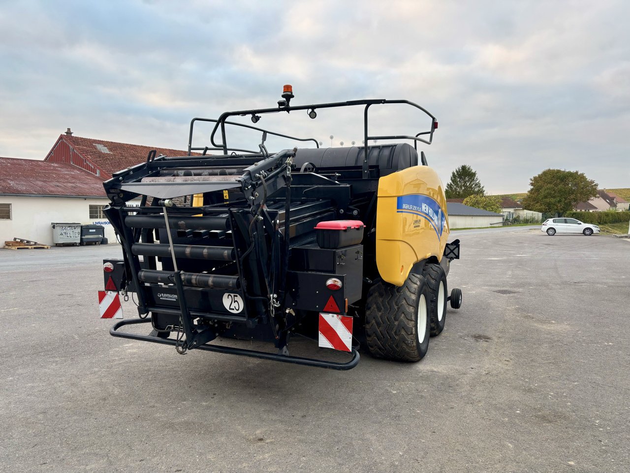 Großpackenpresse des Typs New Holland BB 1290 plus, Gebrauchtmaschine in VERT TOULON (Bild 11)