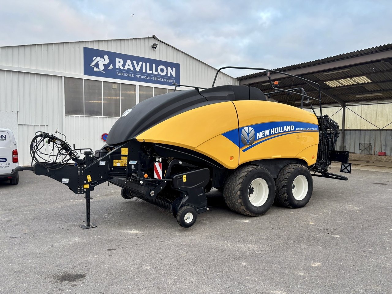 Großpackenpresse des Typs New Holland BB 1290 plus, Gebrauchtmaschine in VERT TOULON (Bild 2)