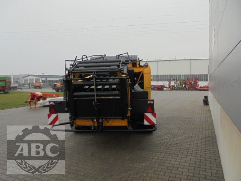 Großpackenpresse des Typs New Holland BB 1290 RC PLUS, Neumaschine in Cloppenburg (Bild 5)