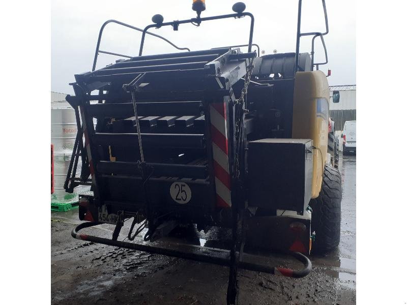 Großpackenpresse от тип New Holland BB 1290, Gebrauchtmaschine в HERLIN LE SEC (Снимка 3)